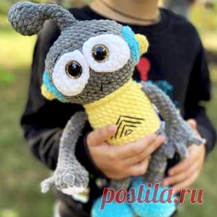 Робот амигуруми. Схемы и описания для вязания игрушек крючком! Бесплатный мастер-класс от Ольги @solodova_toys по вязанию плюшевого робота крючком. Высота вязаной игрушки примерно 27 см в положении стоя и около 16…