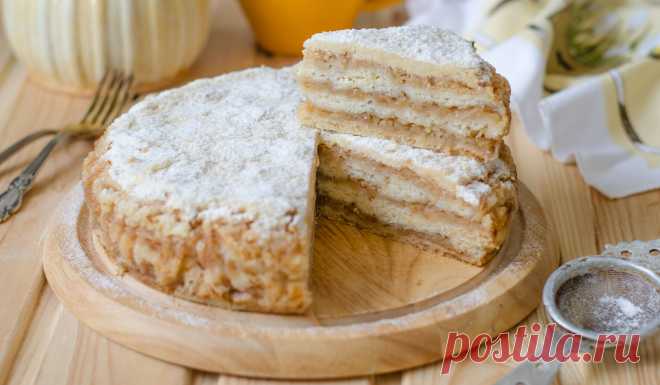 Насыпной пирог с яблоками без яиц в духовке: рецепт - Лайфхакер