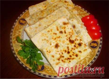 Гёзмеле - турецкие лепёшки с начинкой