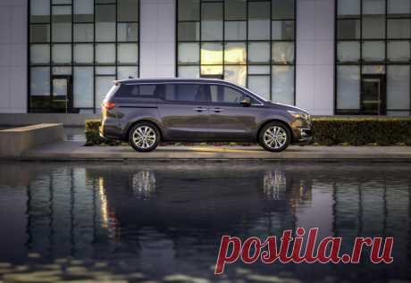 Минивэн Kia Sedona для США - фото - LiveCars.Ru