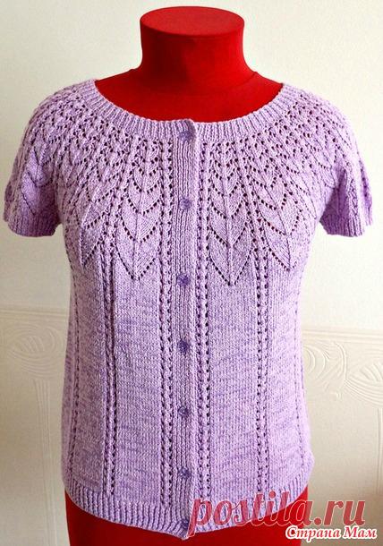 Летняя кофточка на круглой кокетке