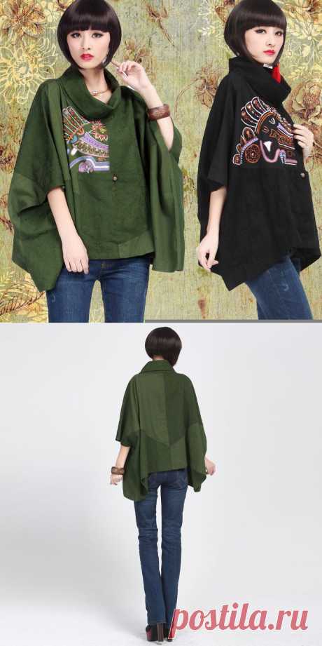 Блузы : Свободная блуза с воротником хомут, украшенная бисером и пайетками