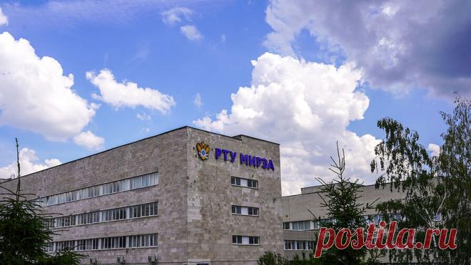 Студентов московского вуза из-за очага кори перевели на дистант. Студентов Российского технологического университета МИРЭА, которые обучаются в кампусе на юго-западе Москвы, временно перевели на дистанционное обучение из-за выявленной у учащегося кори. Об этом сообщили в пресс-службе образовательного ...