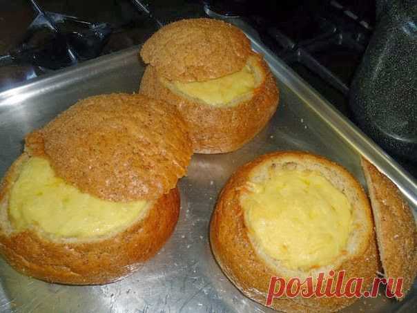 Мясо в хлебном горшочке