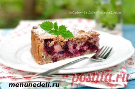 Пирог из овсяных хлопьев и черной смородины / Меню недели