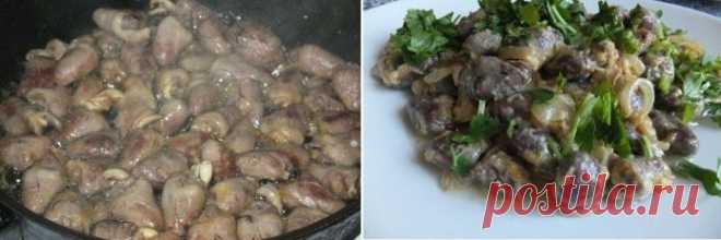 Ингредиенты: Сердечки куриные – 0,5 кг Лук – 1 штука Сыр твердый...