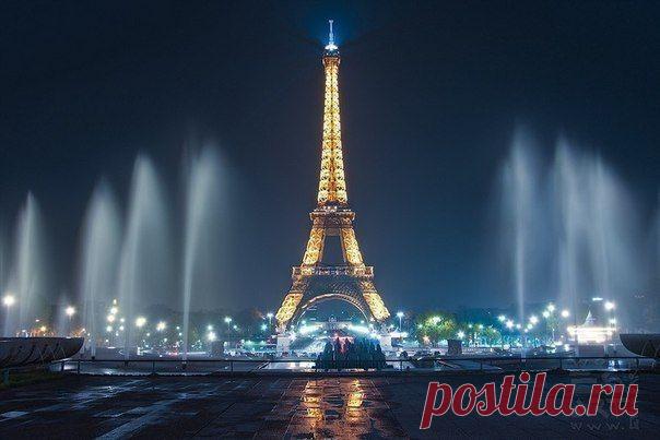 Ночной Париж