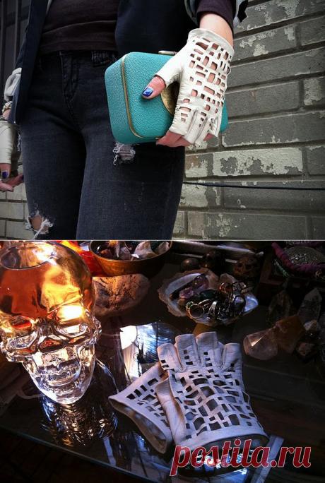 Как сделать прорезные митенки (Diy) / Перчатки и варежки / ВТОРАЯ УЛИЦА