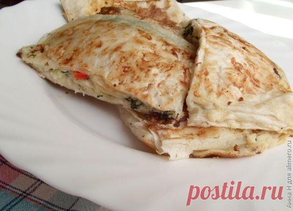 Лаваш с сулугуни