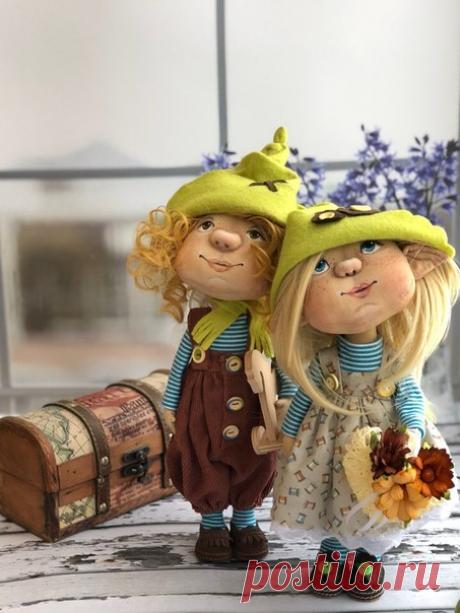 Рубрика #МоиКуклыОтПанпины 

Людмила Довгиенко пишет:"Это мои эльфы по мк Тамары Коковихиной. Время пролетело на одном дыханиии. Спасибо Тамаре и школе «Пампино» . Мое первое участие и мне понравилось! Эти лесные человечки вызывают смех и умиление при одном взгляде на них. А ,вы , какие чувства испытываете глядя на них?"

P.S. Созданные Вами куклы по Мастер-Классам школы Панпина с ссылкой на МК, по которому сшита кукла, выкладывайте в группу через функцию "Предложить новос...