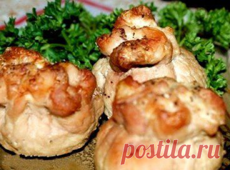 Мясные мешочки с грибами и сыром – всё гениальное просто!!! Время приготовления – 15 минут. Время запекания – тоже 15 минут. Такие мешочки из мяса с начинкой украсят любой стол. Рецепт тут - https://dom.cookingtip.ru/myasny-e-meshochki-s-gribami-i-sy-rom-vsyo-genial-noe-prosto/