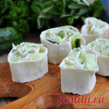 Что приготовить из малосольных огурцов
