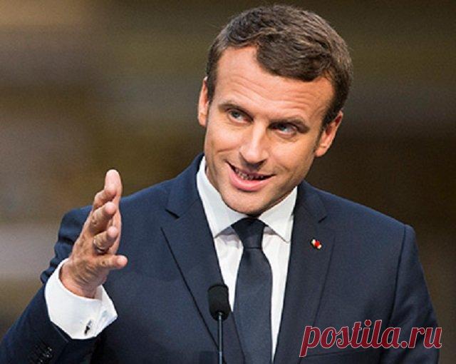 Макрон рвётся в бой...| Выживи сам