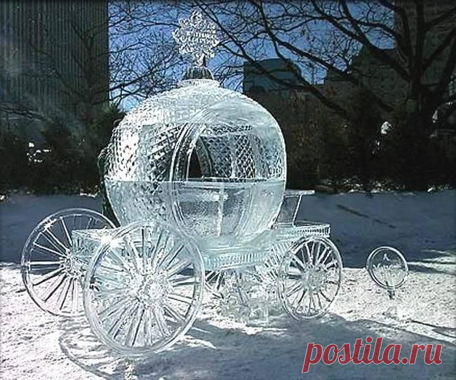Фестеваль ледяных скульптур в Фербенкс, Аляска.