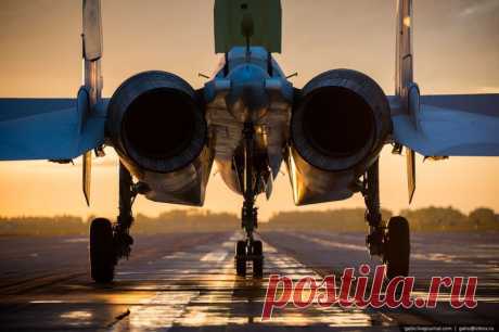 Максимальная тяга на форсаже составляет 2 × 12500 кгс