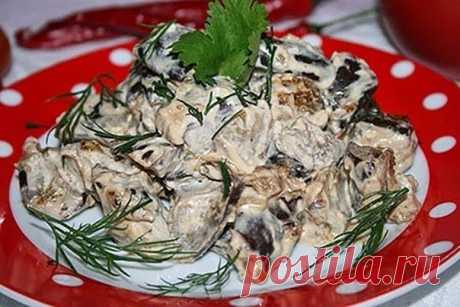 Баклажаны в сметане - изумительно вкусно

Этот удивительно простой
рецепт из баклажанов необычайно вкусен! Съедается моментально! Вряд ли 
найдется такой человек, который не любит эту овощную культуру. А если и 
Показать полностью…