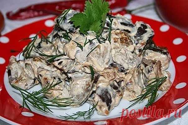 Баклажаны в сметане - изумительно вкусно

Этот удивительно простой
рецепт из баклажанов необычайно вкусен! Съедается моментально! Вряд ли 
найдется такой человек, который не любит эту овощную культуру. А если и 
Показать полностью…