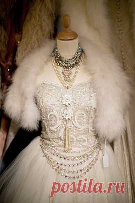 Музей старинных кружев и винтажной моды 