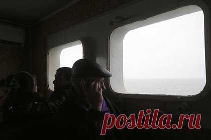 В Турции назвали сроки запуска паромного сообщения между Сочи и Трабзоном. С 1 мая откроется регулярное паромное сообщение между Трабзоном и Сочи, заявил глава торгово-промышленной палаты турецкого Трабзона Эркут Челеби. Он уточнил, что между двумя городами будут ходить паромы вместимостью 300 пассажиров и рассчитанные на перевозку 200 автомобилей и 6 автобусов.