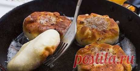 Настоящий татарский вак беляш

Ингредиенты:

Для теста:
Яйцо куриное - 1 шт.
Кефир – 120 мл.
Мука пшеничная – 2 стакана
Для начинки:
Яйцо куриное – 1 шт.
Картофель – 4-5 шт.
Мясо или фарш – 500 г
Лук репчатый – 2 шт.
Масло сливочное – 70 г
Перец черный молотый
Соль
Специи – по вкусу

Приготовление:
Из вышеперечисленных ингредиентов готовим тесто, чтобы оно получилось мягким и эластичным. Делим тесто на шарики размером с мячик для пинг-понга.
Берем мясо, нарезаем его на неб...