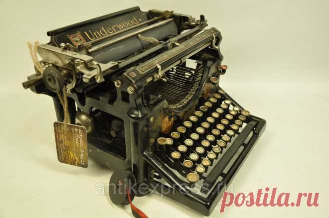 Старинная печатная машинка UNDERWOOD № 5