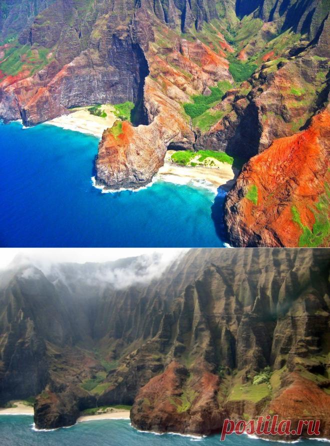 Пляж Honopu. Пляж Honopu находится на острове Kauai’s Na Pali, Гавайи. К нему нет троп и дорог, единственная возможность попасть на него это океан.
Фактически он состоит из двух пляжей разделенных аркой. Величественные скалы высотой до 380 метров скрывают его от путешественников.
На маленький пляж со скал стекает живописный водопад.