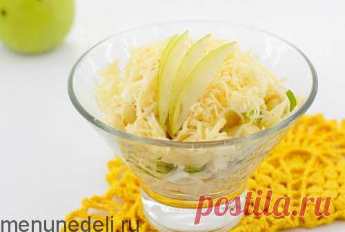 Рецепт мясного салата с зеленым яблоком / Меню недели