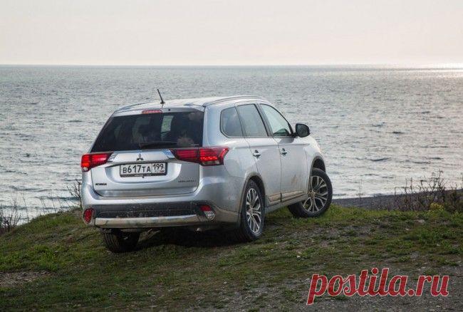 Ладный крой. Тестируем Mitsubishi Outlander — автоновости Mitsubishi (Мицубиси), Mitsubishi Outlander (Мицубиси Аутлендер) по теме Тест-драйвы на moymotor.ru