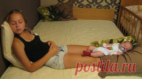 Уснула и нянька, и лялька