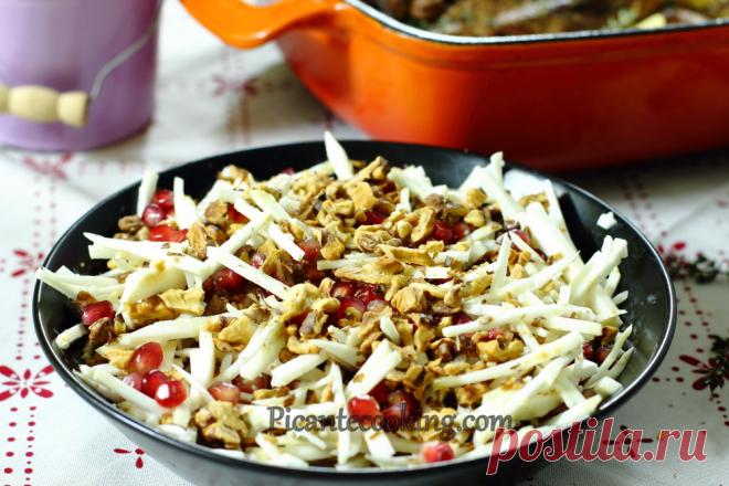 Салат з селерою, яблуками та гранатом | Picantecooking