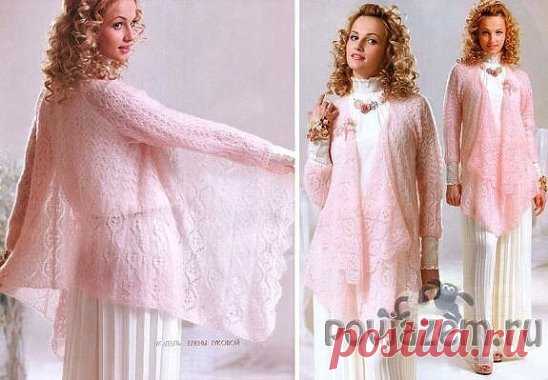 Жакет спицами «Ярославна»
описание и схема по ссылке:       http://povjazem.ru/vyazanie-dlya-zhenshchin/palto-kardigan-zhaket/zhaket-spicami-yaroslavna