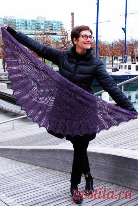 Wavedeck пи шаль: Knitty.com - Зима 2014