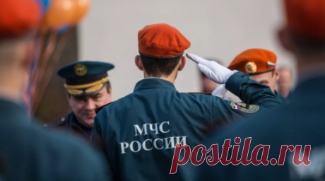 Власти Самарской области поздравили жителей с Днём спасателя. Губернатор Самарской области Дмитрий Азаров поздравил сотрудников и ветеранов спасательных служб с профессиональным праздником. Читать далее