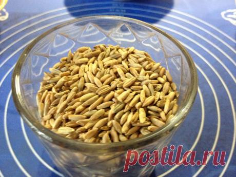 Стакан ржи отварить в 1 литре воды на мадленном огне в теч часа.