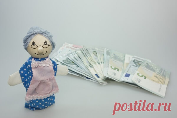 Бабушкины секреты достатка. 7 секретов, которые принесут в вашу жизнь большое состояние Денег  много не бывает, поэтому мы стараемся привлечь их в свою жизнь всеми  возможными способами. Есть много ритуалов и поверий, связанных с  получением материального достатка. Вот решила поделиться с вами 7