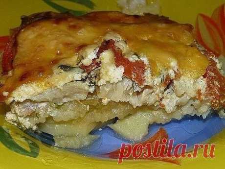 Обалденная вкусная запеканка картофельная с рыбкой.

Получается изумительная хрустящая сырная корочка! И рыбка, и картошка в сливках со специями приобретают нежный пикантный вкус! Быстро, легко и вкусно! Рецепт для уютного семейного ужина, все будут довольны и сыты.

Ингредиенты:

- 5-6 картофеля - 500 г рыбы - 2 помидора - 1 большая луковица - сыр - зелень - сливки

Приготовление:

Многие соблюдают пост, поэтому сливки можно заменить рыбным бульоном. И тогда верхний слой ...