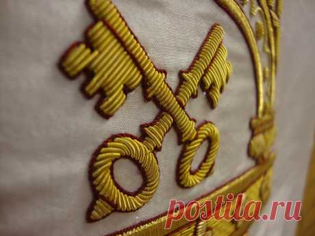 Altarworthy Handmade Vestments - Home