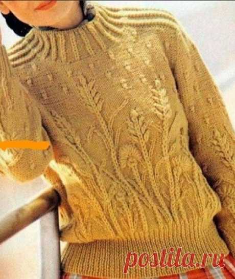 Пуловер с растительными мотивами спицами