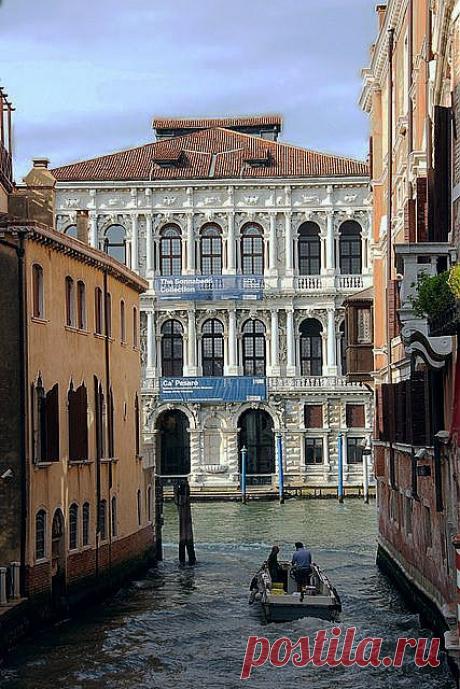 Palazzo Pesaro, Venice, Italy | Venise &amp; Burano