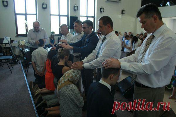 Хрещення в Пустомитах