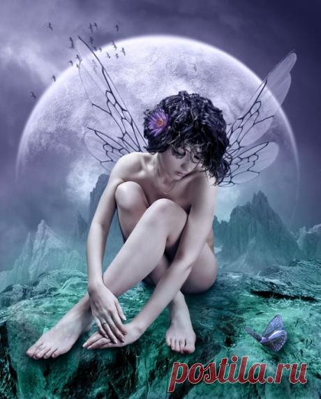 Ритуал на исполнение желаний в полнолуние.

Этот ритуал необходимо делать в первое полнолуние после вашего дня рождения.
Вам необходимо написать на бумаге все свои материальные желания – например, дом , машина, сумма денег и т. д. Очень важно, чтобы ваши желания были искренними. Когда вы записали все свои заветные желания, попросите Высшие Силы о помощи, поблагодарите за все блага, которые скоро получите. Считается, что в течение года вы получите все желаемое из вашего списка.