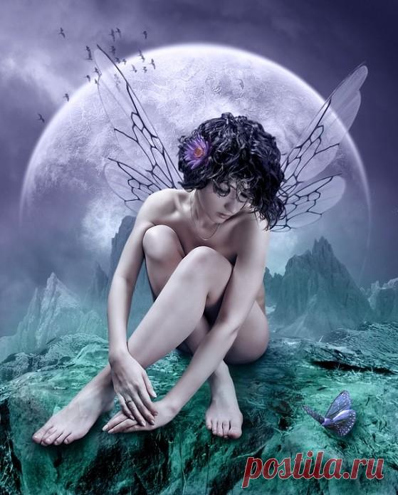 Ритуал на исполнение желаний в полнолуние.

Этот ритуал необходимо делать в первое полнолуние после вашего дня рождения.
Вам необходимо написать на бумаге все свои материальные желания – например, дом , машина, сумма денег и т. д. Очень важно, чтобы ваши желания были искренними. Когда вы записали все свои заветные желания, попросите Высшие Силы о помощи, поблагодарите за все блага, которые скоро получите. Считается, что в течение года вы получите все желаемое из вашего списка.