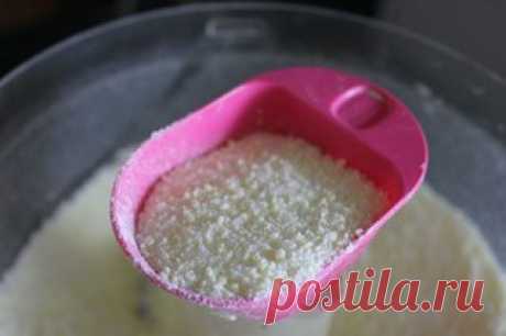 СТИРАЛЬНЫЙ ПОРОШОК ИЗ ХОЗЯЙСТВЕННОГО МЫЛА! ПОРОШОК БОЛЬШЕ НЕ ПОКУПАЕМ, МЫЛО ОТСТИРЫВАЕТ В ТЫСЯЧУ РАЗ ЛУЧШЕ!

Порошок больше не покупаем, мыло отстирывает в 1000 раз лучше!

* 5 кусков хозяйственного мыла натираем на терке:

* добавляем к мыльной стружке равное количество СОДЫ пищевой или СОДЫ кальцинированной

* и по желанию несколько капель ароматизатора в виде эфирного масла, мы добавляем 15 капель МАСЛО АПЕЛЬСИНА, также можно МАСЛО МЯТЫ или например МАСЛО ЛАВАНДЫ!

Пере...