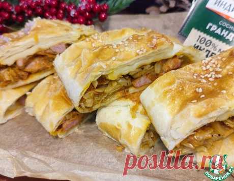 Рулет с капустой и сосисками – кулинарный рецепт