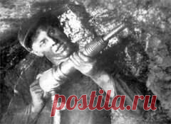 Сегодня 03 января в 1906 году родился(ась) Алексей Стаханов