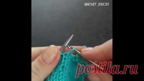Закрытие вязанного края изделия крючком

#чудисам #творчeство #рукоделие #handmade #хобби #творим_вместе #интересно_знать #beautiful #art #вдохновение