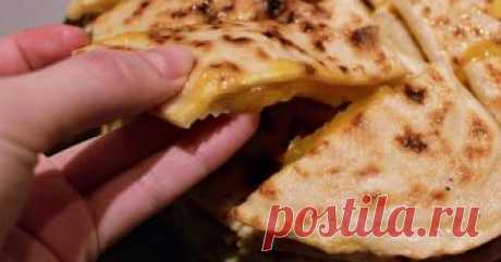 Хингалши с тыквой Для тех, кто еще не знает, хингалш — достояние чеченской культуры. Даже если эта кухня далеко не на первом месте в вашей кулинарной книге, не стоит отказываться. Вы наверняка обожаете лепешки с разнообразными начинками...