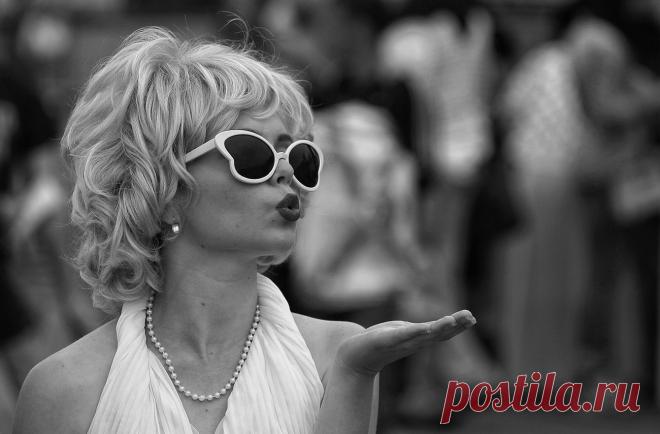 Фото Butterfly Kiss - фотограф Олег Сопов - портрет, стрит-фото, жанр - ФотоФорум.ру