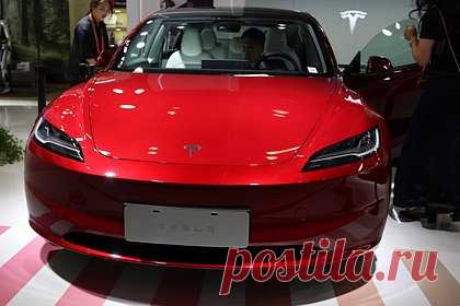 Tesla начала продажу переключателей поворотников в машину