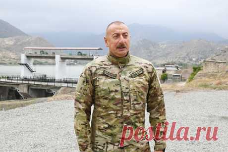Алиев заявил о полном уничтожении армянской армии в ходе войны. Армянские вооруженные силы были полностью уничтожены во время армяно-азербайджанской войны 2020 года, заявил президент Азербайджана Ильхам Алиев. По мнению лидера страны, Еревану нужно принять поражение в войне и научиться жить в реальности, где разрушена пропаганда о непобедимости армии Армении.